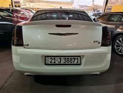 كرايسلر 300